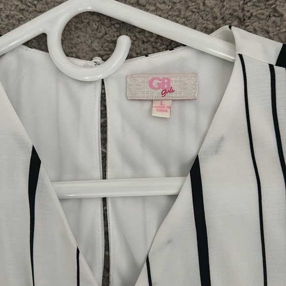 Romper - Picture 2 of 2